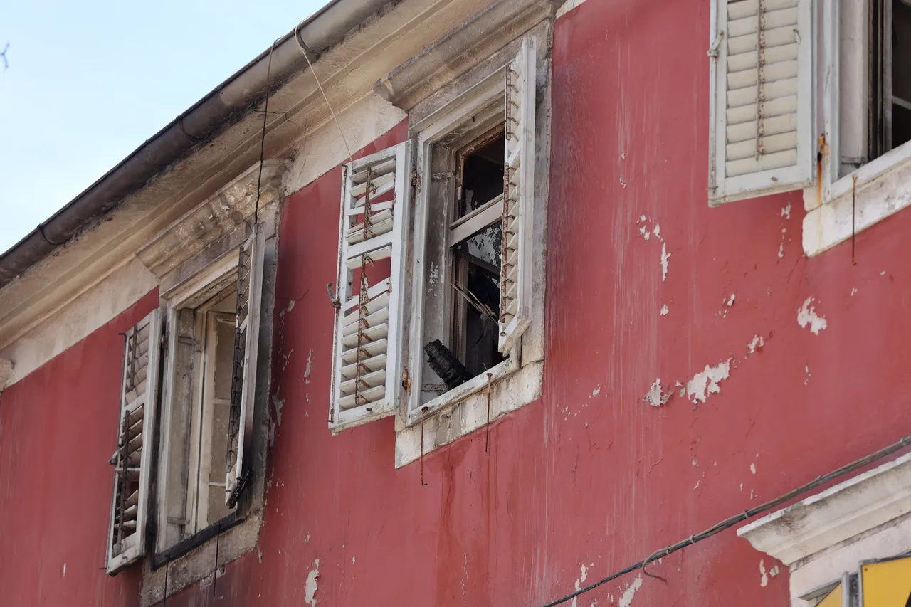 Otkrivaju se razmjeri požara u Zadru - uništeni su prvi, drugi kat i potkrovlje