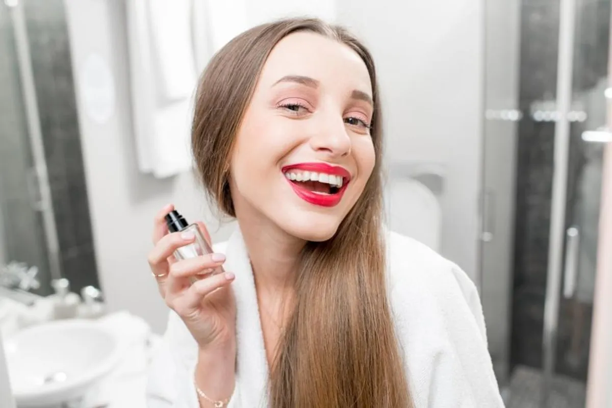 Pet pogrešaka koje većina žena radi prilikom nanošenja i čuvanja parfema