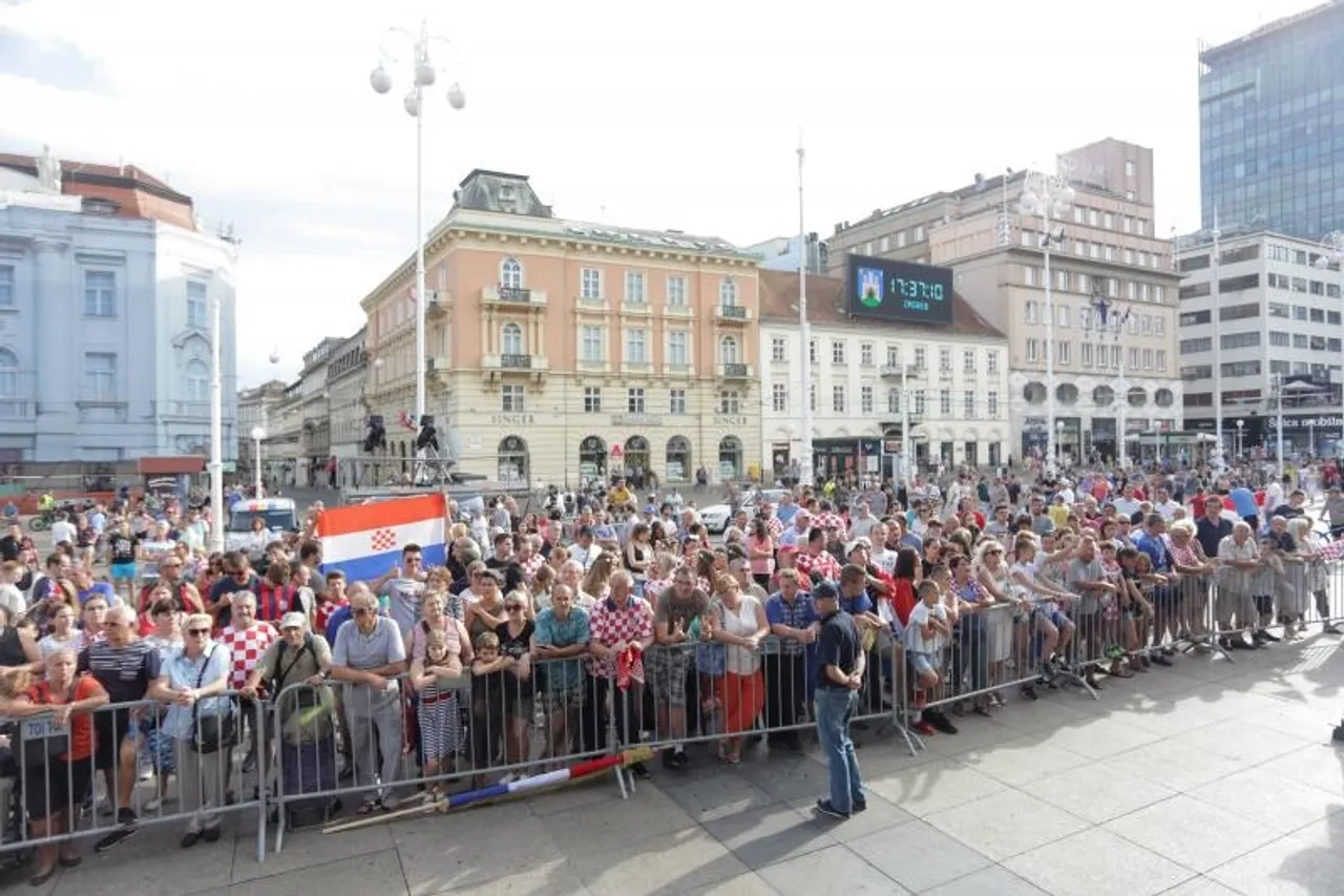 Zagreb: Na Trgu organiziran doček za zlatne vaterpolo reprezentativce