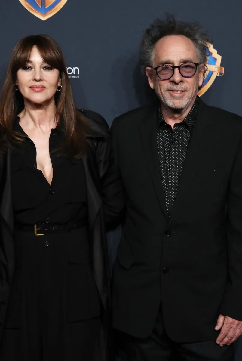 Monica Bellucci i Tim Burton na festivalu CinemaCon u travnju 2024.