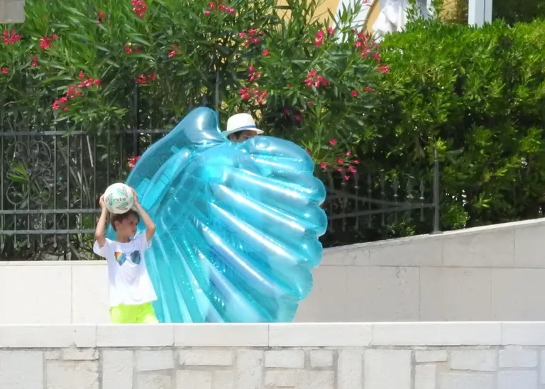 768x768-42bcb76c-9d0c-11eb-86af-cedfb098