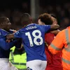 Masovna tučnjava igrača Evertona i Liverpoola na oproštaju od Goodison Parka