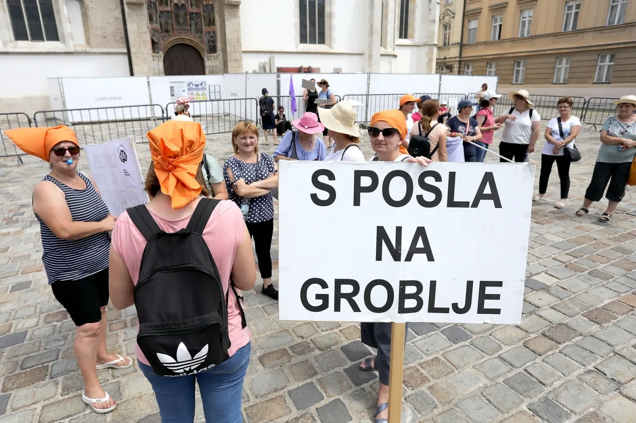 Protest radnica "Orljave" ispred Vlade