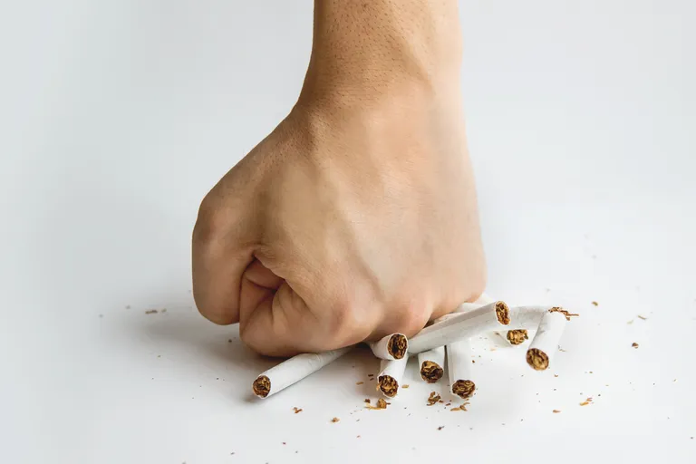 Pušenje cigareta, jedna od najnezdravijih navika, bilježi pad. Stopa odraslih pušača svake se godine sve više smanjuje