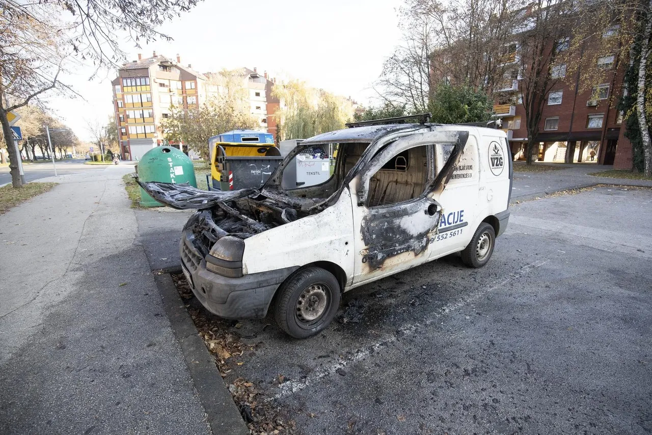 Zagreb: U ulici Hrgovići na Jarunu izgorio je automobil
