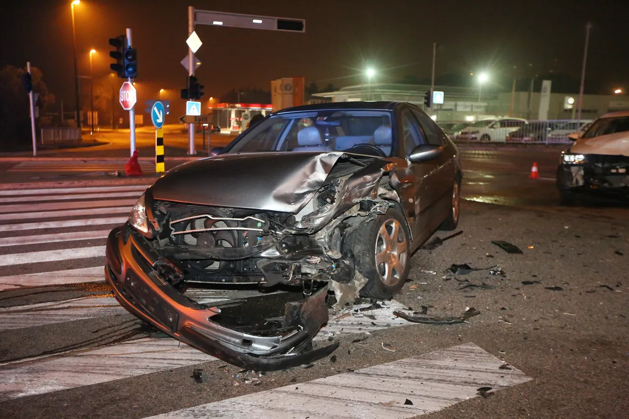 Sudar u Šibeniku: potpuno uništena vozila nakon prometne nesreće