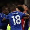 Masovna tučnjava igrača Evertona i Liverpoola na oproštaju od Goodison Parka