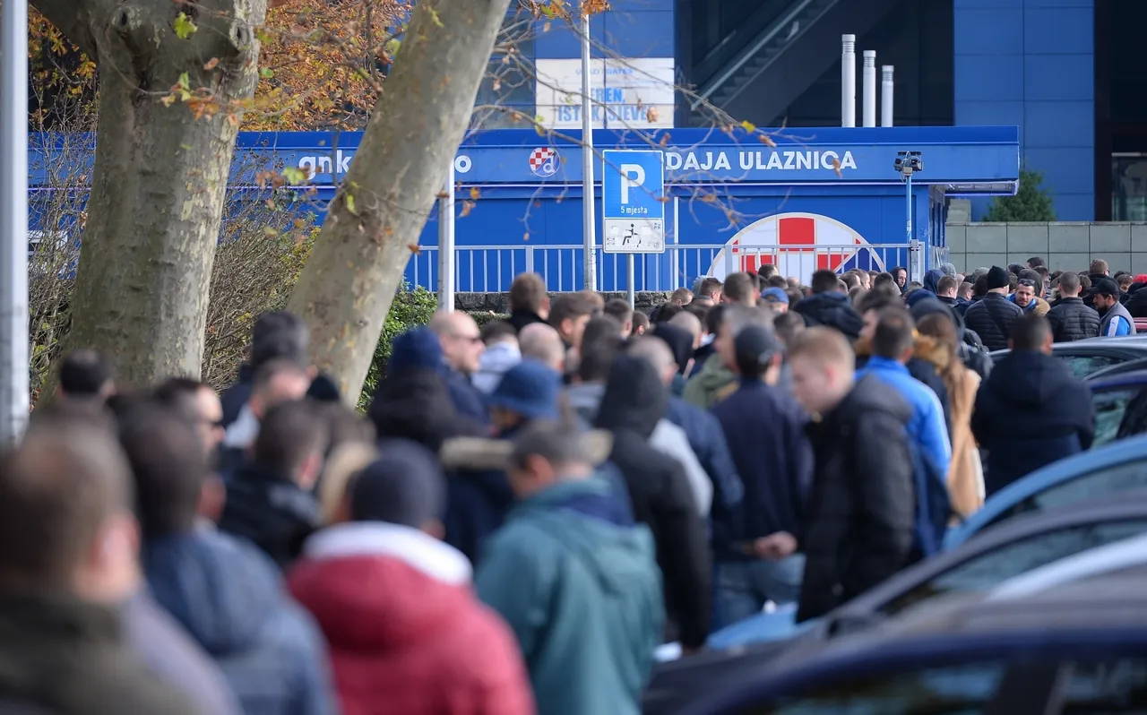 Gužva kod maksimirskog stadiona: Navijači došli po karte za gostujuću utakmicu protiv Atalante