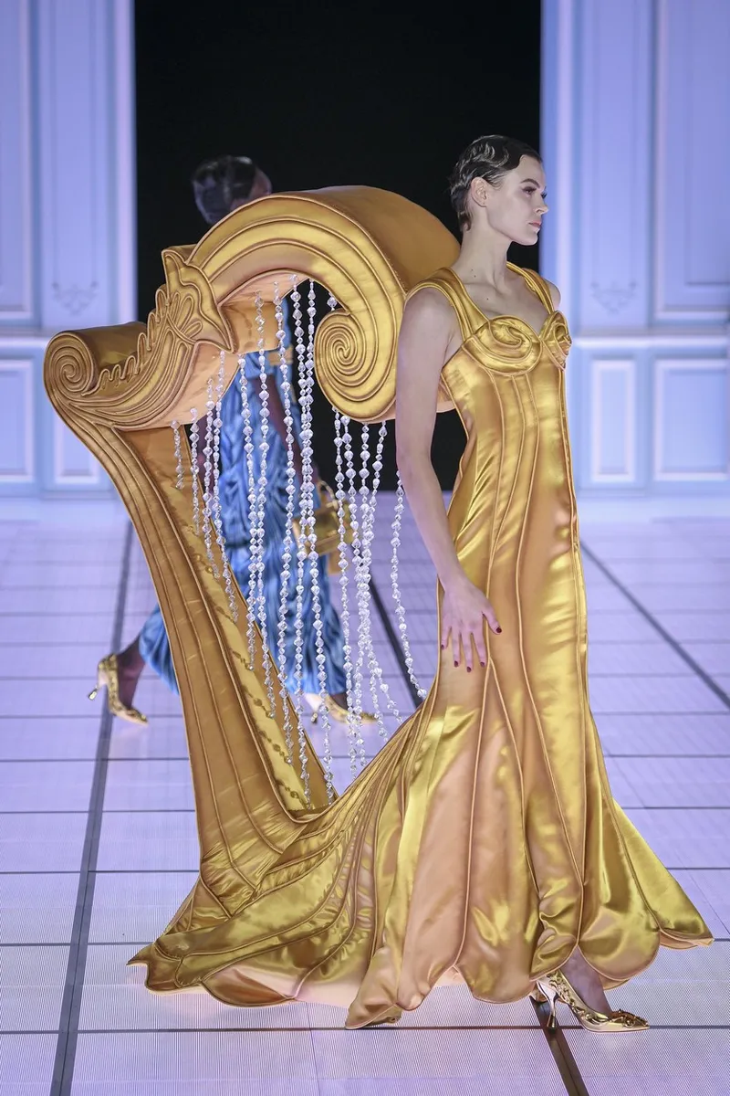 Harfa-haljina