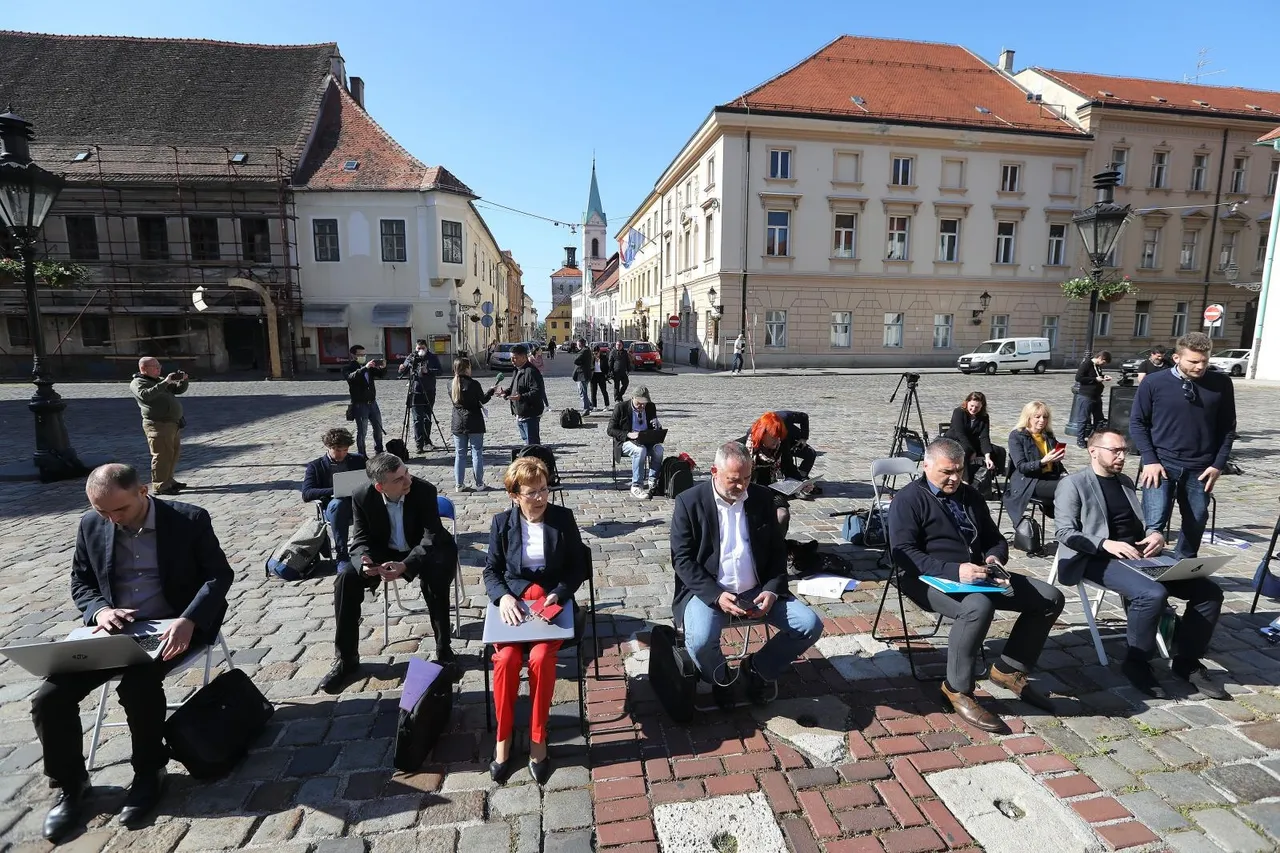 Zagrebačka oporba na Trgu svetog Marka