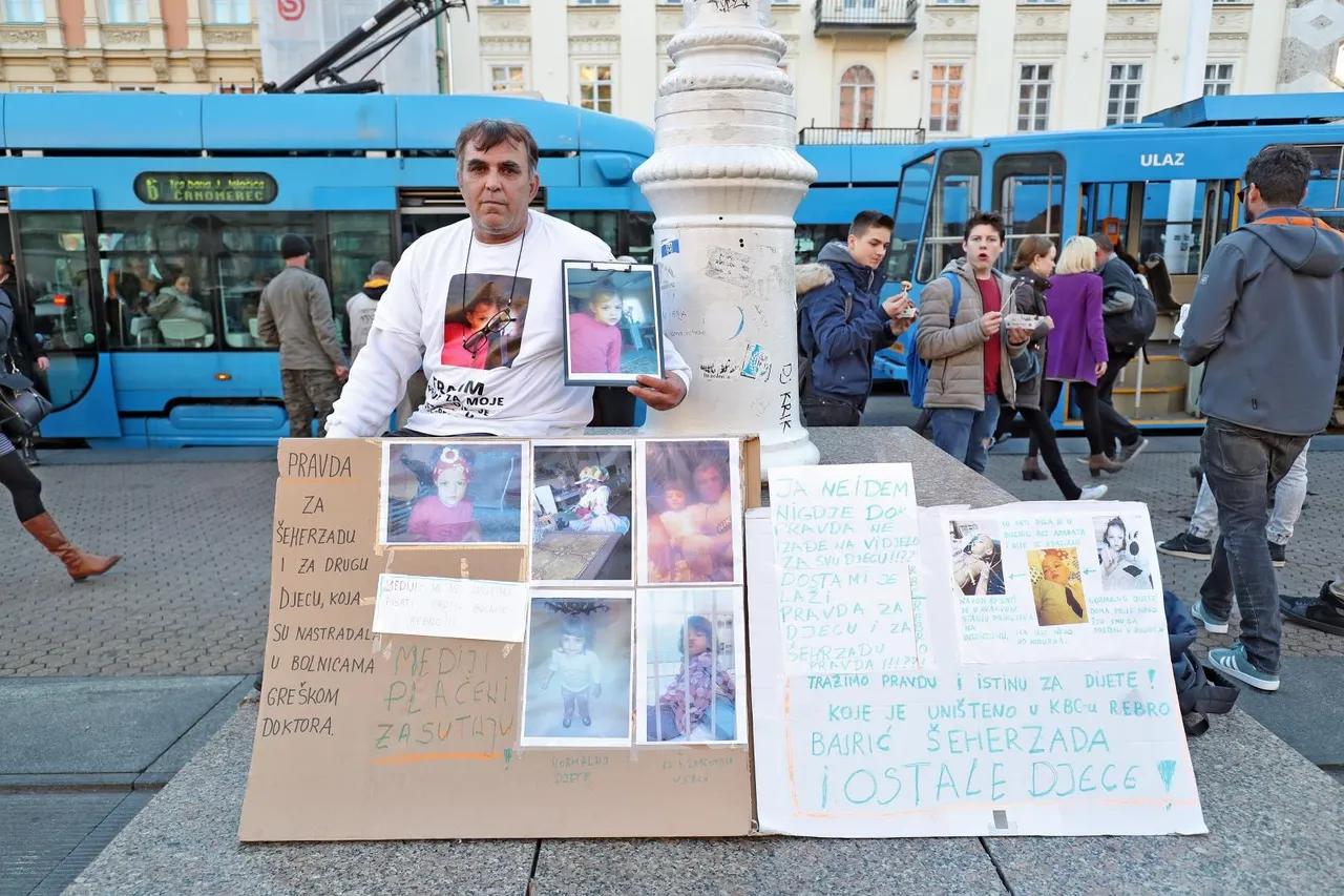 Prosvjeduje na glavnom gradskom trgu zbog smrti kćeri (5) na Rebru