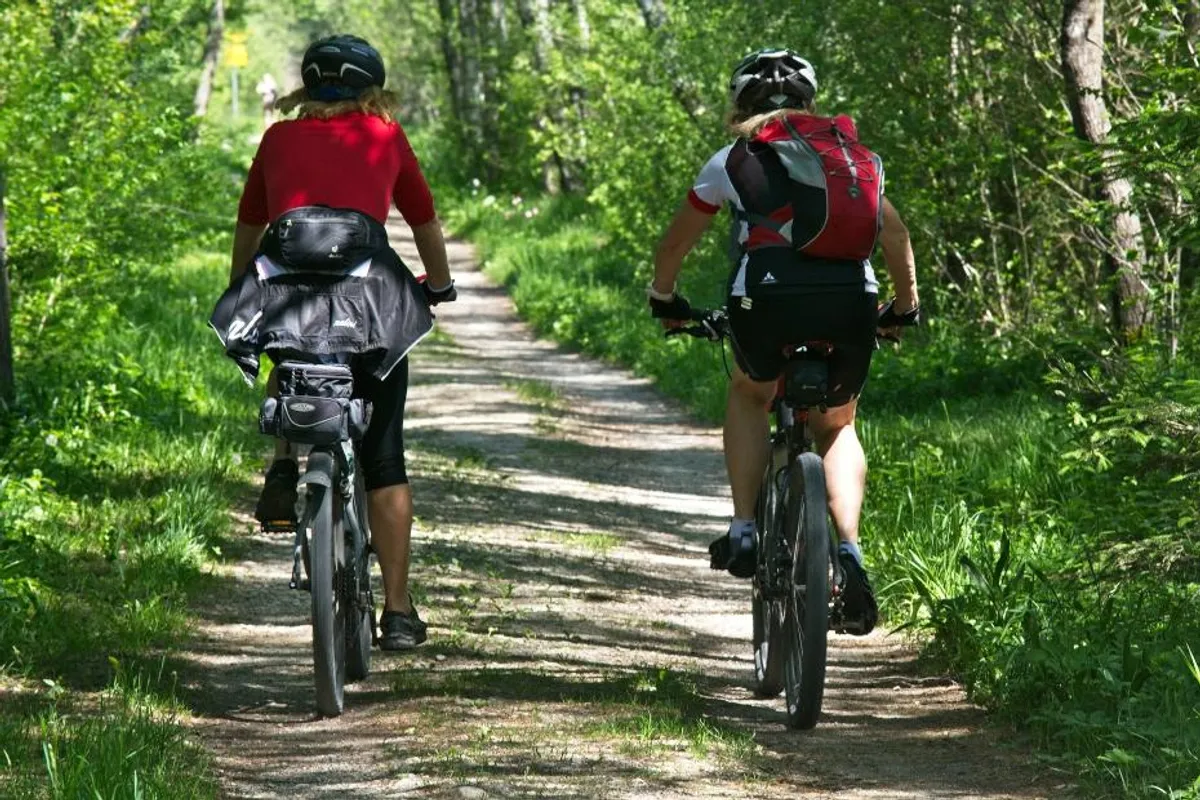 Planiranje rute biciklom: Spojite ljubav prema prirodi s omiljenom tjelesnom aktivnosti