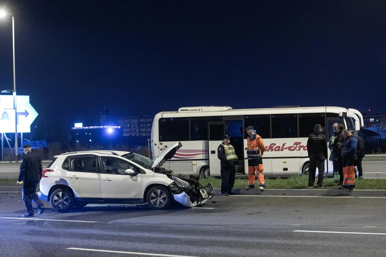 Zagreb: Sudar osobnog automobila i autobusa na Slavonskoj aveniji kod Lesnine
