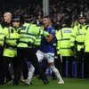 Masovna tučnjava igrača Evertona i Liverpoola na oproštaju od Goodison Parka