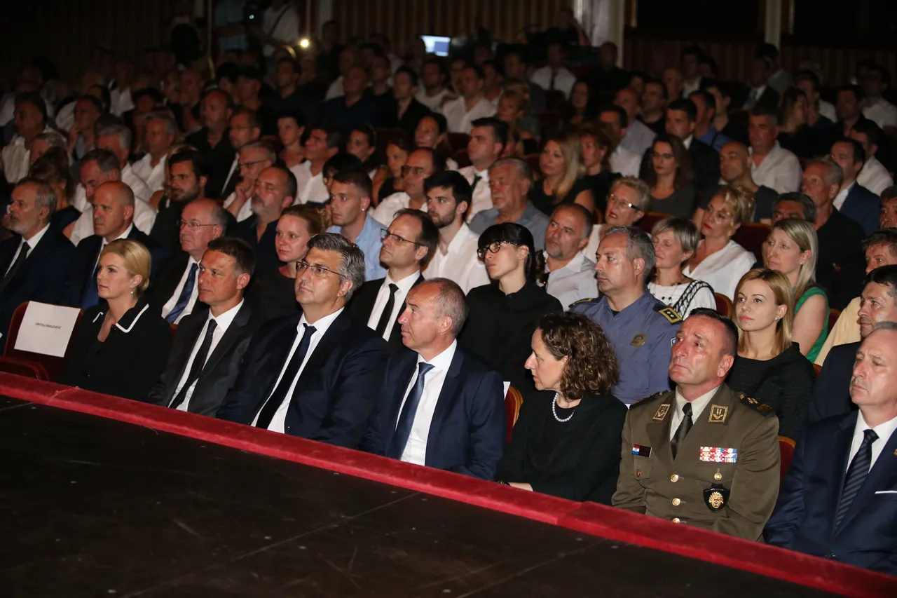 Komemoracija za Olivera Dragojevića