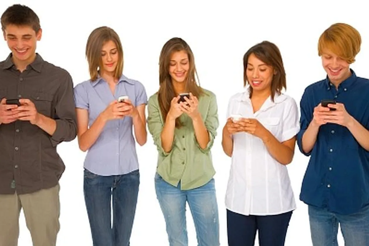 Opsesija mobitelima – jesu li mobiteli zavladali i vašim životom?