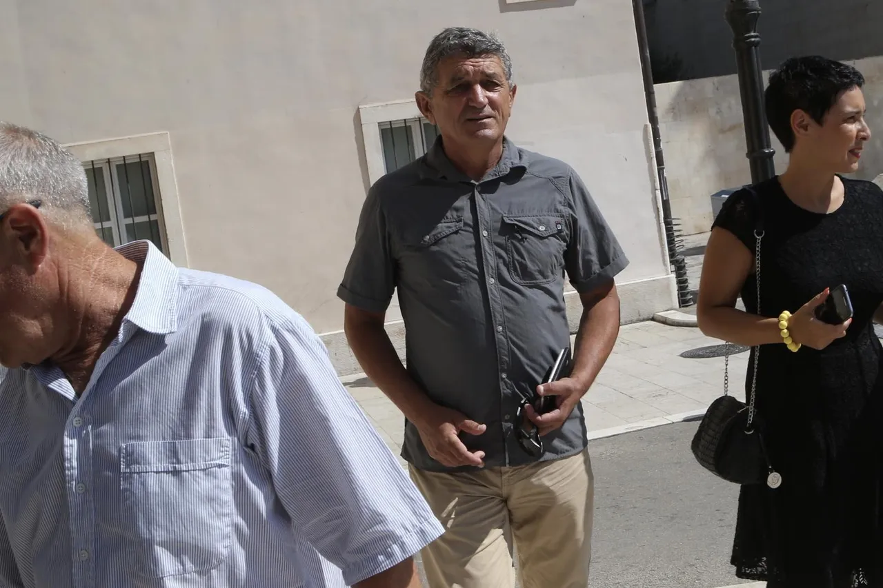 Emotivni prizori iz Splita: Mnogi Oliverovi prijatelji i osobe iz javnog života na komemoraciji