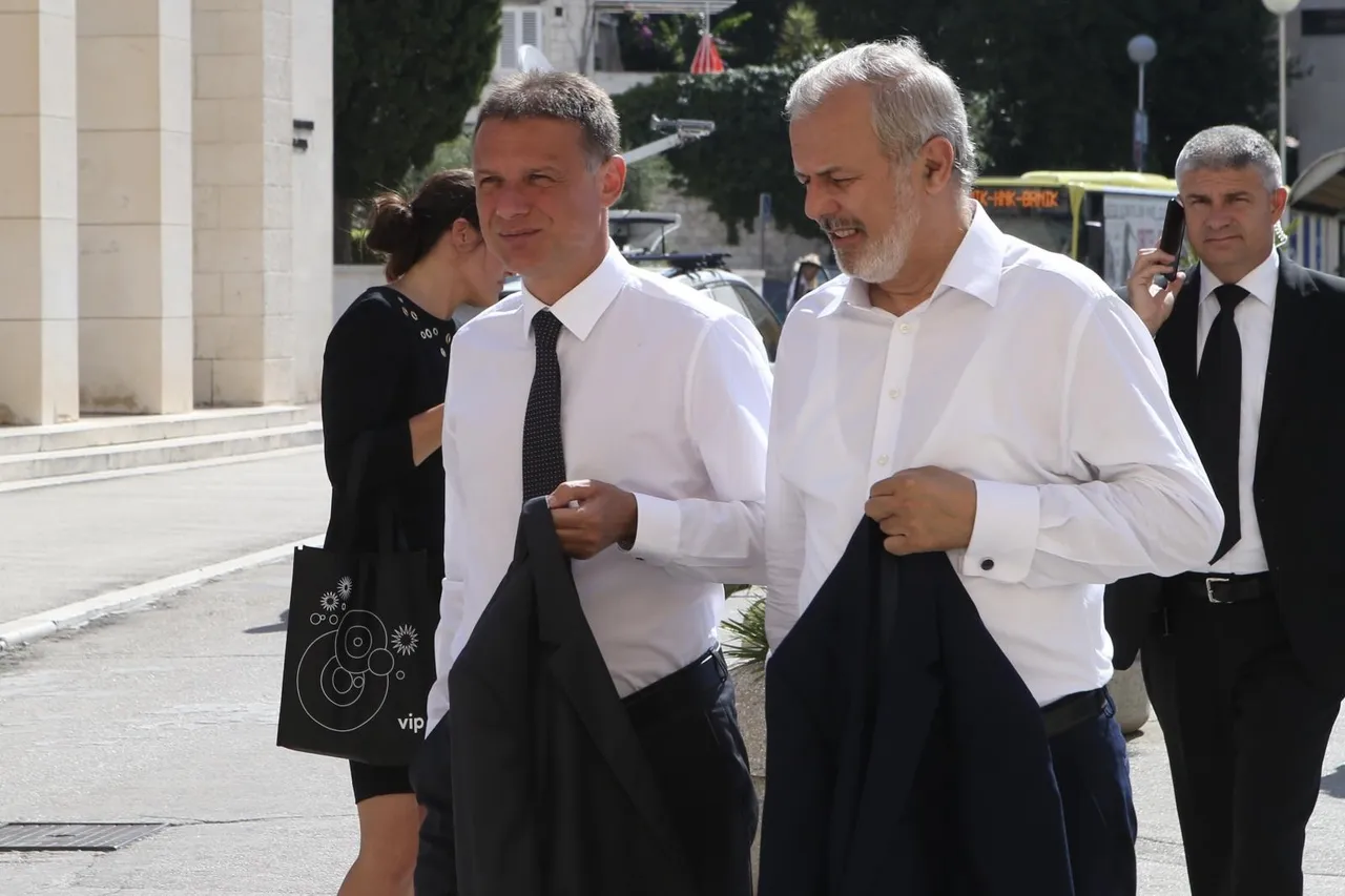 Emotivni prizori iz Splita: Mnogi Oliverovi prijatelji i osobe iz javnog života na komemoraciji