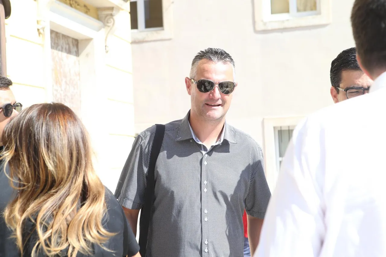Emotivni prizori iz Splita: Mnogi Oliverovi prijatelji i osobe iz javnog života na komemoraciji