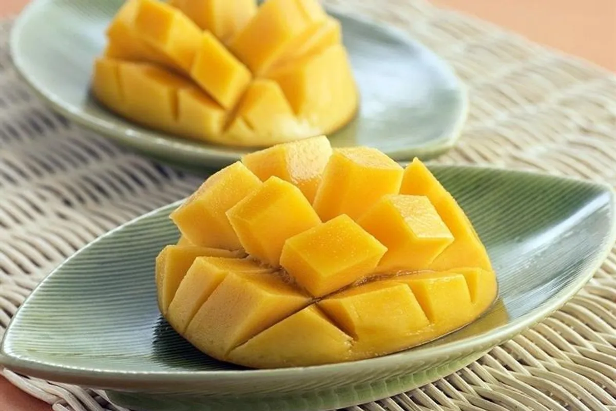 Znate li kako očistiti mango?