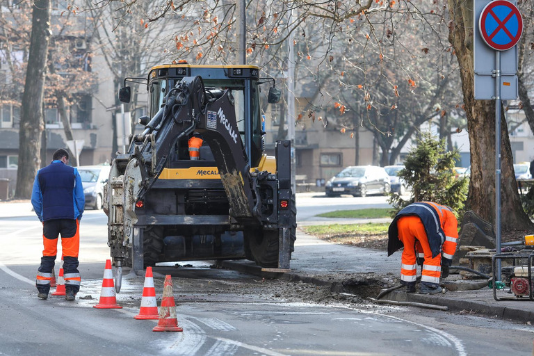 U Zagrebu Opet Pukla Cijev Dio Stanovnika Savice Bez Vode Net Hr