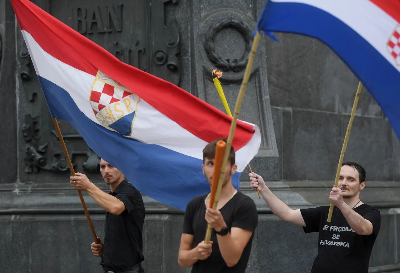 Desničari marširali centrom Zagreba uz budno oko policije i s porukom: 'Oslobodimo Hrvatsku'