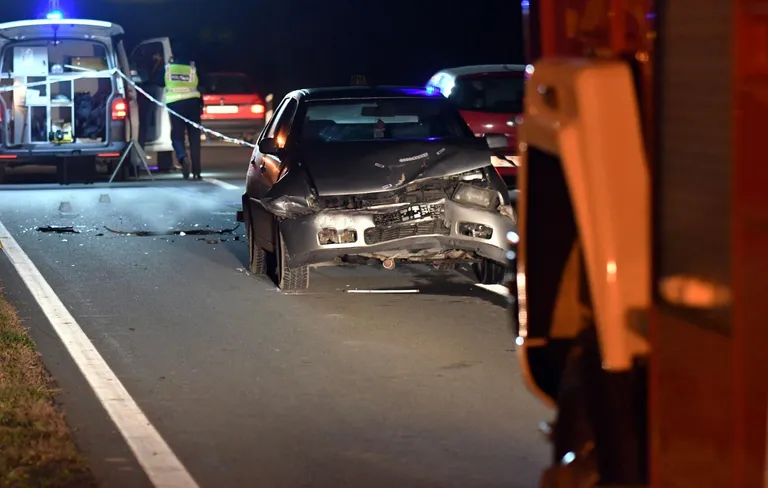 Pijan vozio auto pa skrivio prometnu: Poginuo vozač traktora koji je ispao iz vozila pod kotač