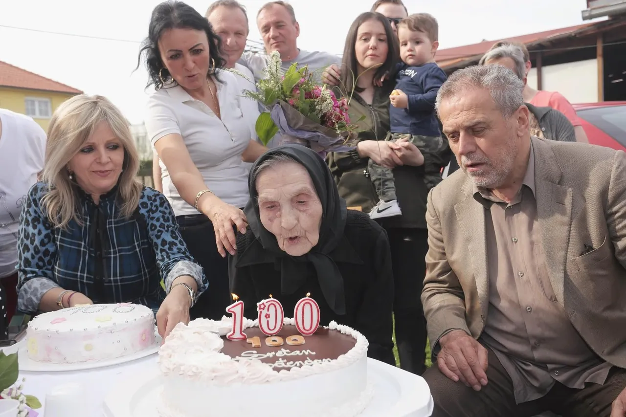 Ana Rendulić proslavila 100. rođendan, čestitao joj i gradonačelnik Bandić