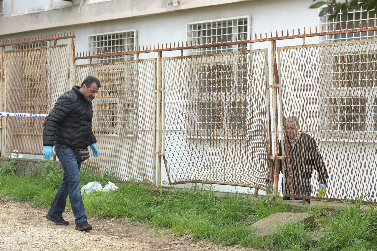 Zadar: u dvorište PU zadarske noćas bačena ručna bomba