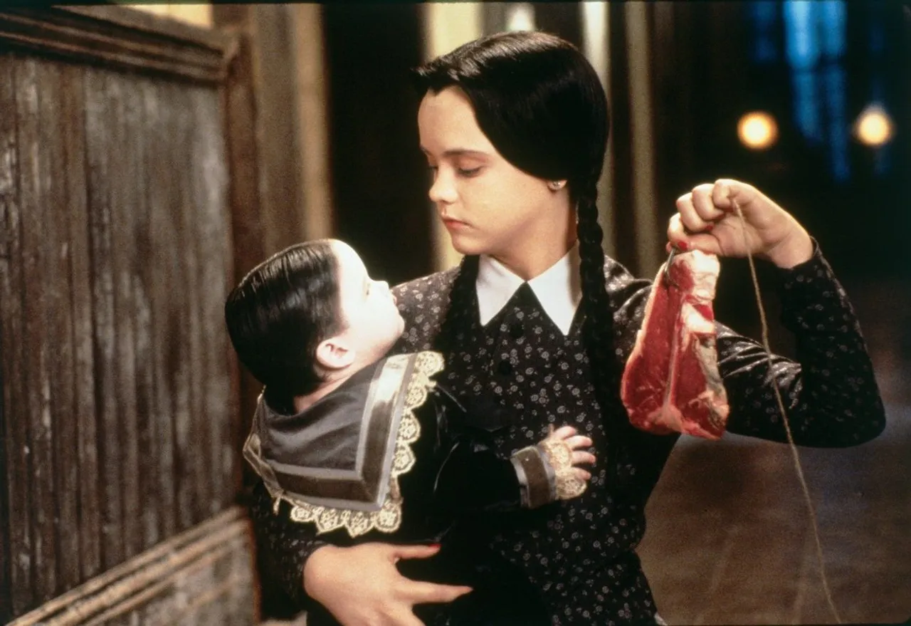 Addams Family Values (1993) - filmstill