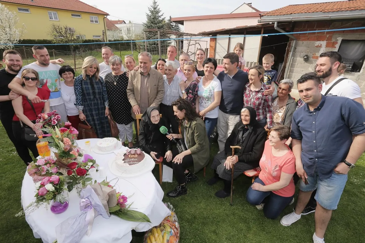 Ana Rendulić proslavila 100. rođendan, čestitao joj i gradonačelnik Bandić