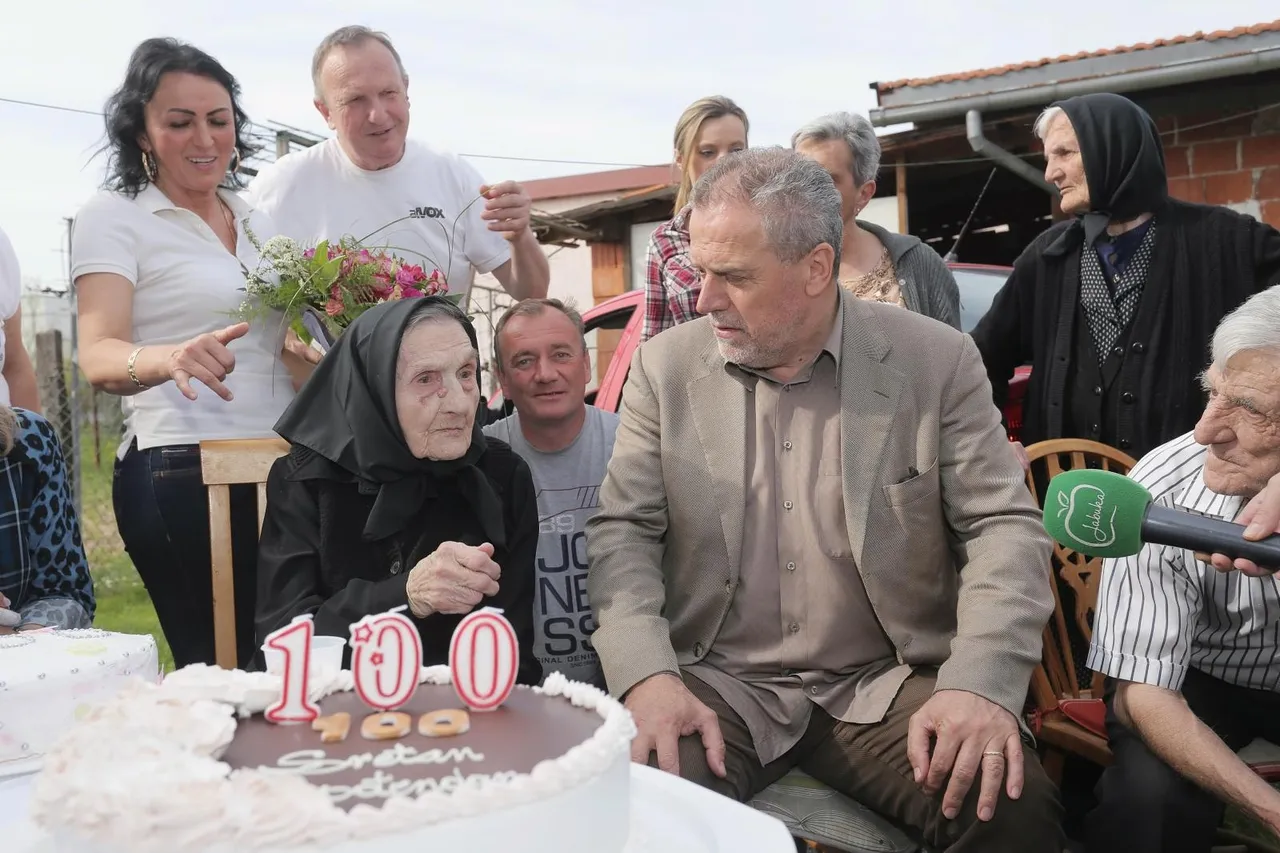Ana Rendulić proslavila 100. rođendan, čestitao joj i gradonačelnik Bandić