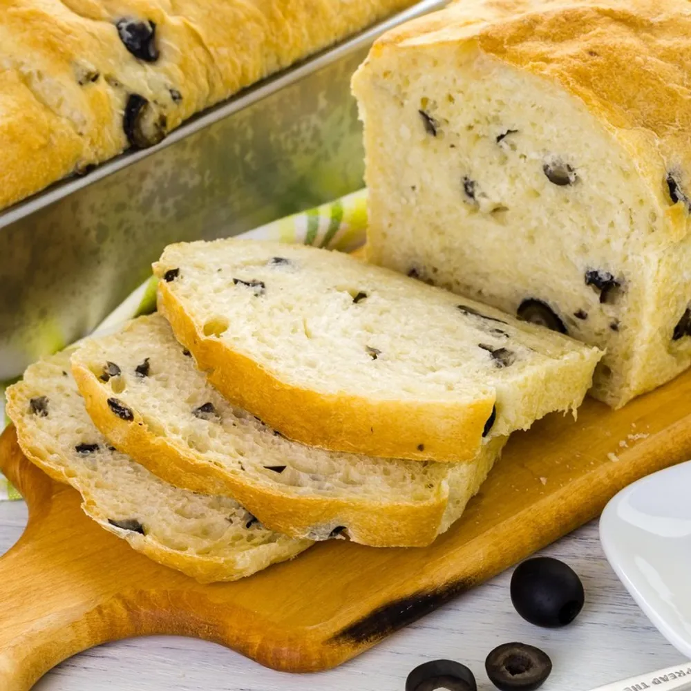 Brzi kruh s maslinama čiji će te okus momentalno odvesti u Toskanu