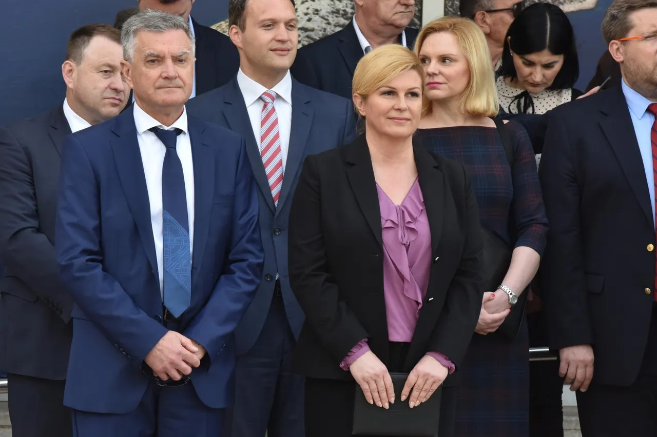 Kolinda opet premjestila ured, ovaj put u Šibenik: pogledajte kako su je dočekali