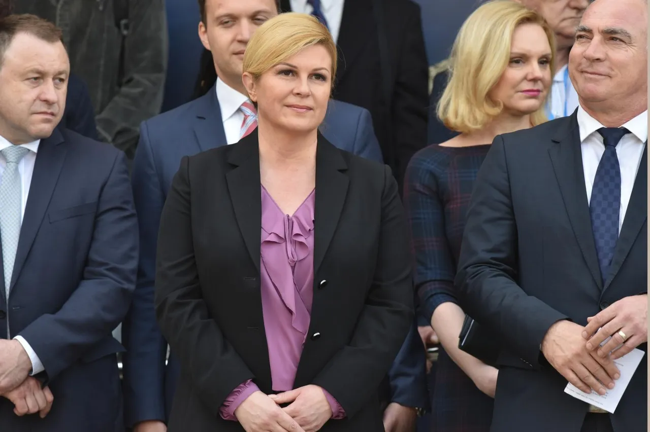 Kolinda opet premjestila ured, ovaj put u Šibenik: pogledajte kako su je dočekali