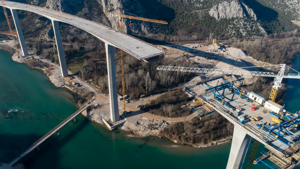 Radovi na mostu Počitelj u Bosni i Hercegovini 