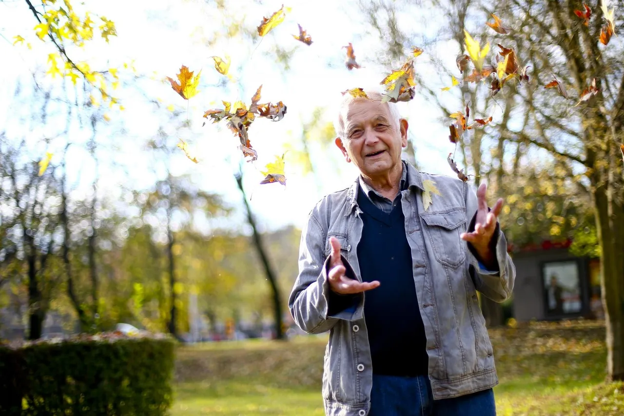 U 84. godini života preminuo je poznati hrvatski meteorolog Milan Sijerković. Donosimo 10 najpoznatijih izreka kojima je vremensku prognozu godinama činio zabavnijom.