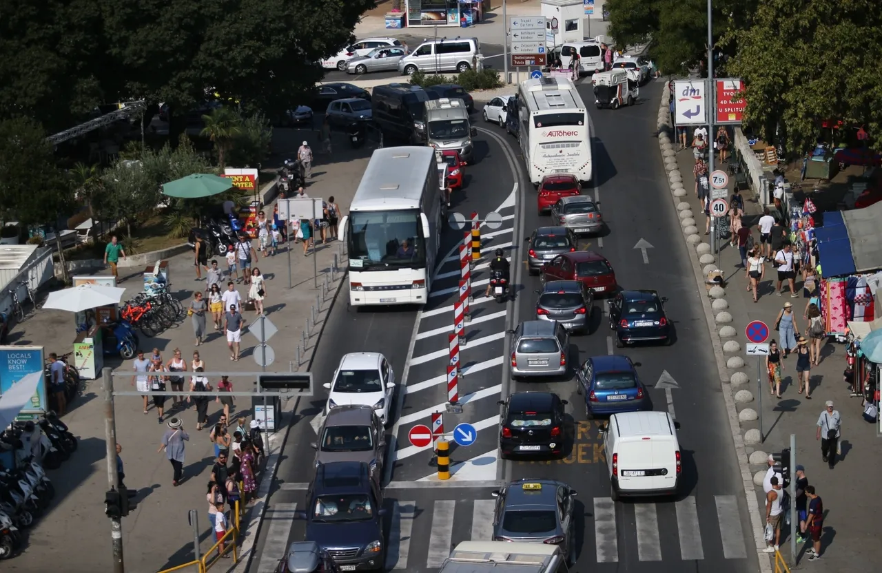Prometni kolaps u Splitu nakon što je Zvonimirova ulica promijenjena u jednosmjernu