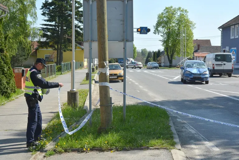 Automobil pokraj Bjelovara udario dvije djevojčice na pješačkom prijelazu, hitno prevezene u bolnicu