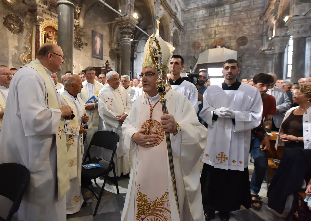 Biskupsko ređenje novoimenovanog šibenskog biskupa mons. Tomislava Rogića