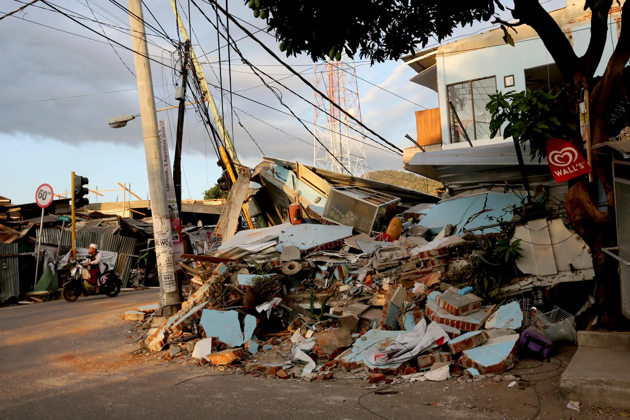 Novi snažni potres u Lamboku: Poginule 164 osobe, najmanje 1400 ozlijeđenih