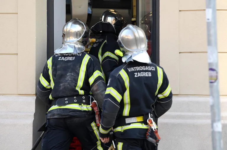 Zagreb: Muškarac pao s ljestvi dok je popravljao klimatizacijski uređaj u Kurelčevoj