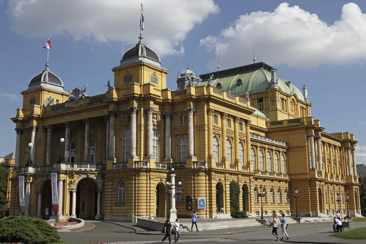 Kazališne predstave u Zagrebu tijekom jeseni