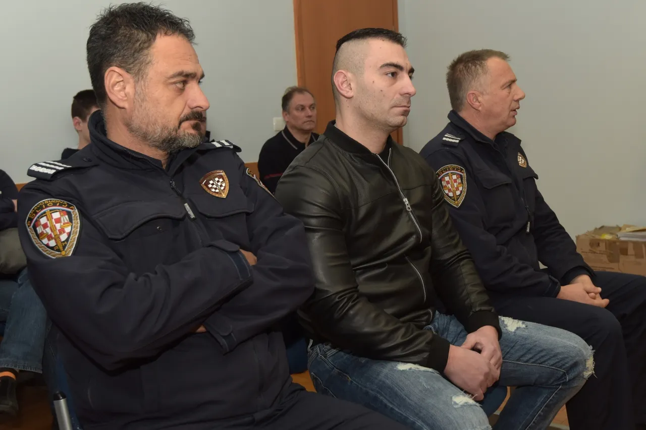 Obitelj žrtve šokirana: Pogledajte kako je Darko Kovačević u sudnici dočekao izlazak iz pritvora