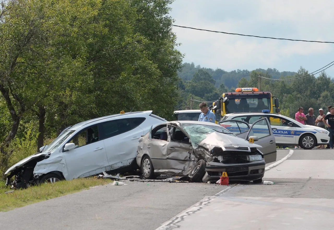 Teška prometna nesreæa kod Vrginmosta, jedna osoba poginula