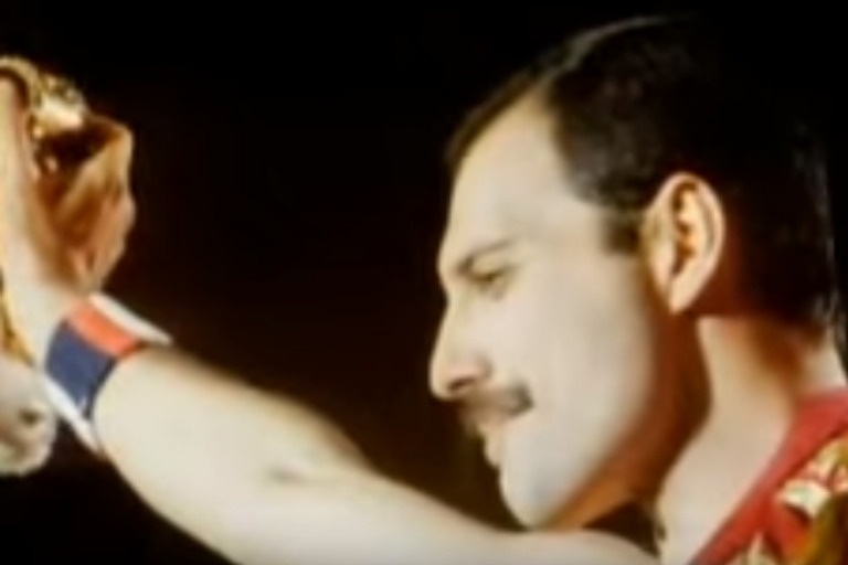 TUŽNA OBLJETNICA Na današnji dan prije 24 godine napustio nas je Freddie Mercury