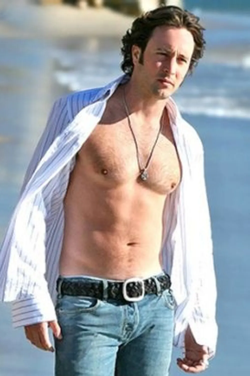 Alex O'Loughlin