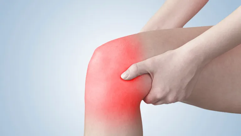 Kronična bol u koljenima - koji su mogući uzroci i kako liječiti?