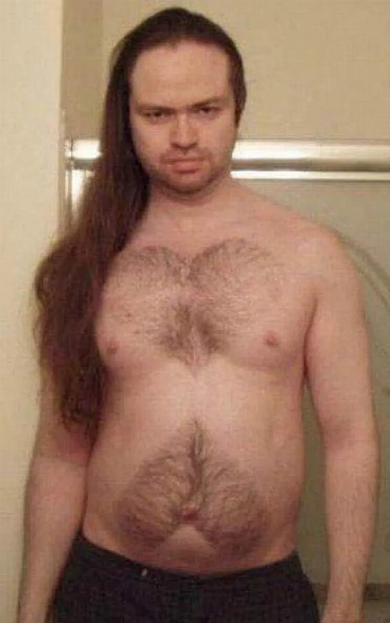 body-hair-artists-have-no-fks-and-lots-of-pubes-to-give-21