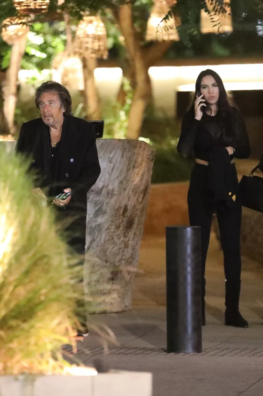 Al Pacino i Noor Alfallah
